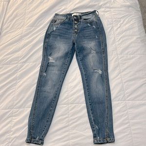 KanCan jeans size 5/26 ankle slits